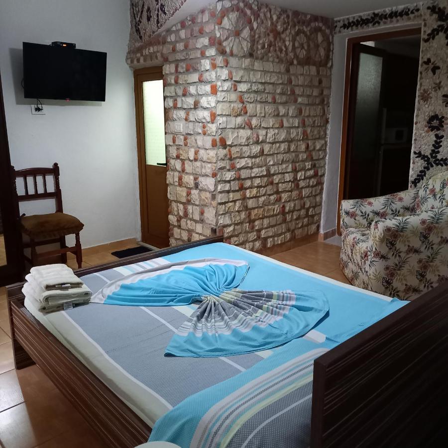 Mustafaraj Apartments Εξαμίλιο Εξωτερικό φωτογραφία