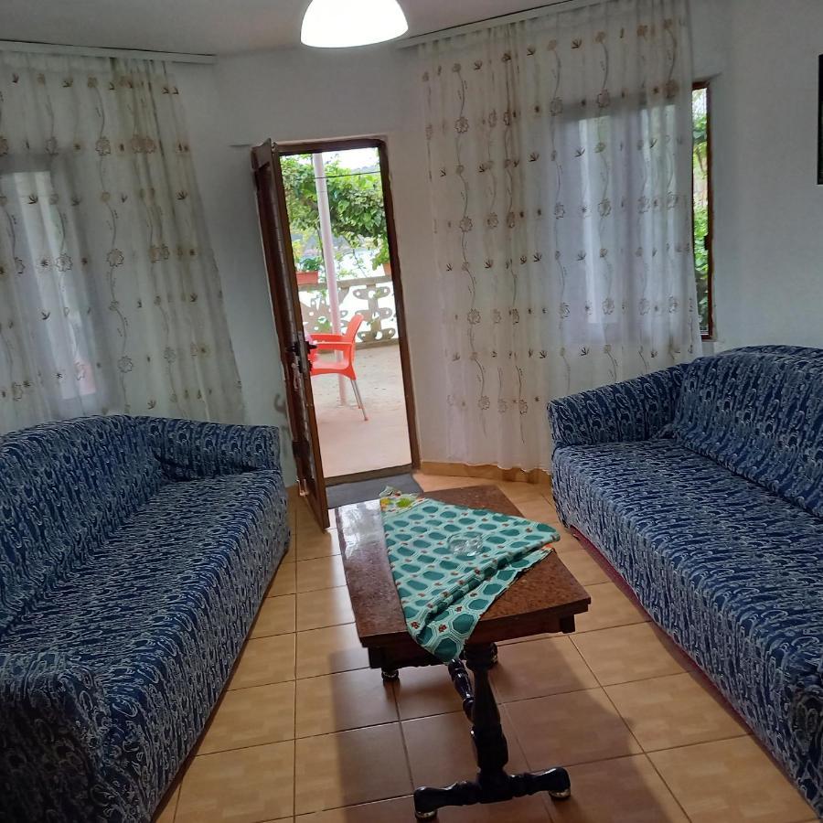 Mustafaraj Apartments Εξαμίλιο Εξωτερικό φωτογραφία