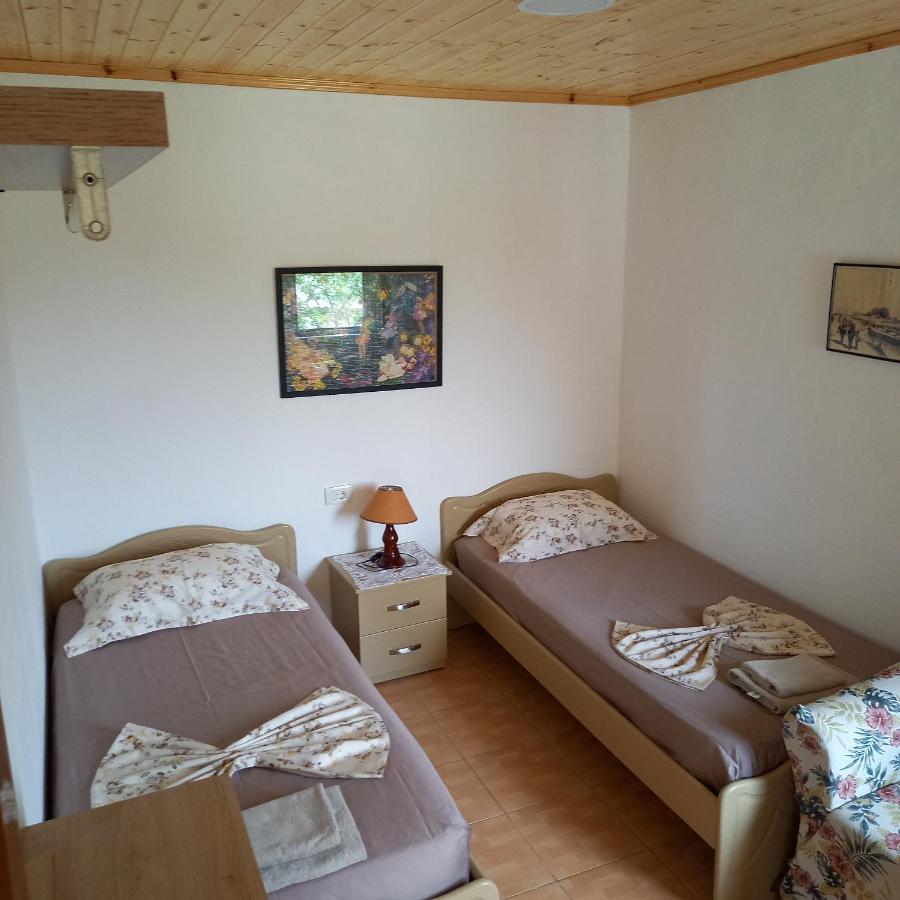 Mustafaraj Apartments Εξαμίλιο Εξωτερικό φωτογραφία