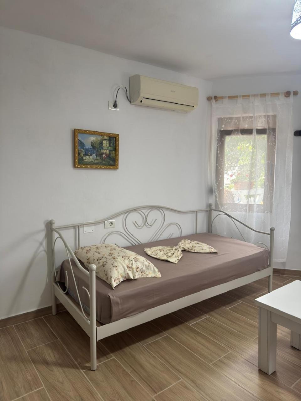 Mustafaraj Apartments Εξαμίλιο Εξωτερικό φωτογραφία
