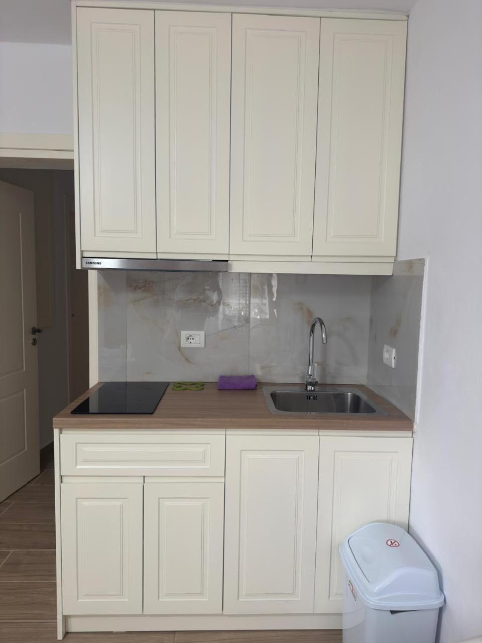 Mustafaraj Apartments Εξαμίλιο Εξωτερικό φωτογραφία