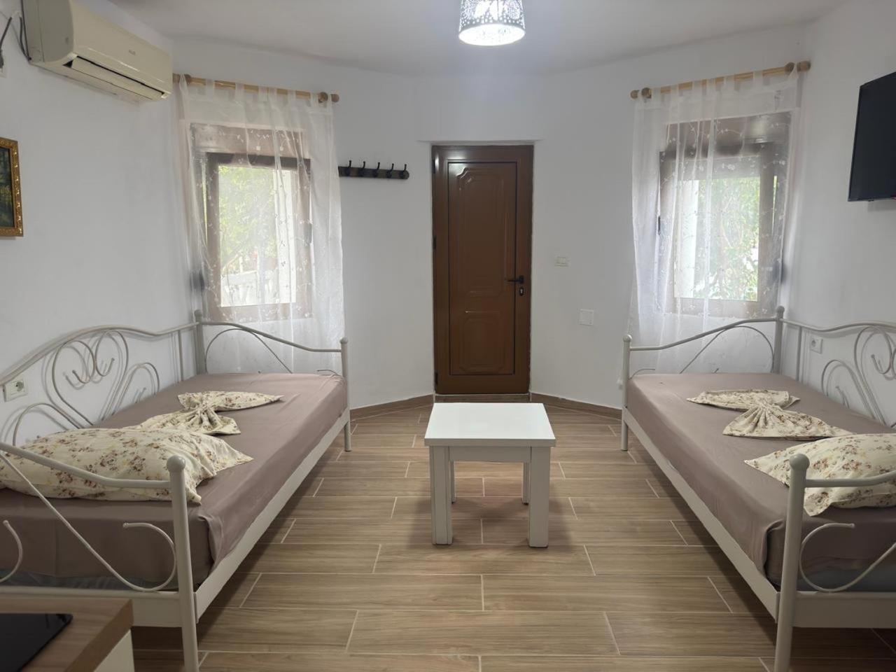 Mustafaraj Apartments Εξαμίλιο Εξωτερικό φωτογραφία