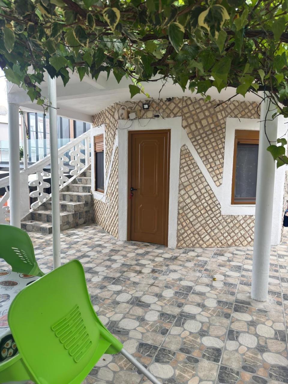 Mustafaraj Apartments Εξαμίλιο Εξωτερικό φωτογραφία